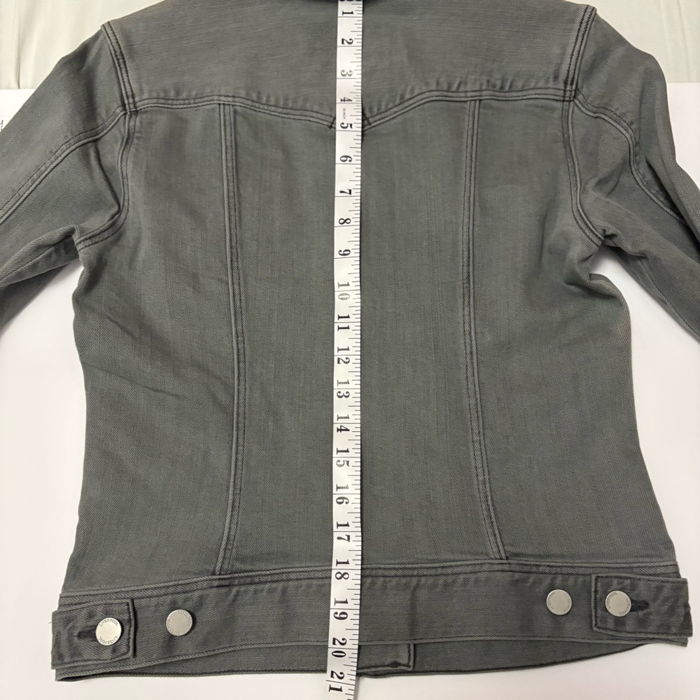 Liverpool Los Angeles Classic Stretch Denim Trucker Jacket Size XS, like new! - Picture 10 of 14